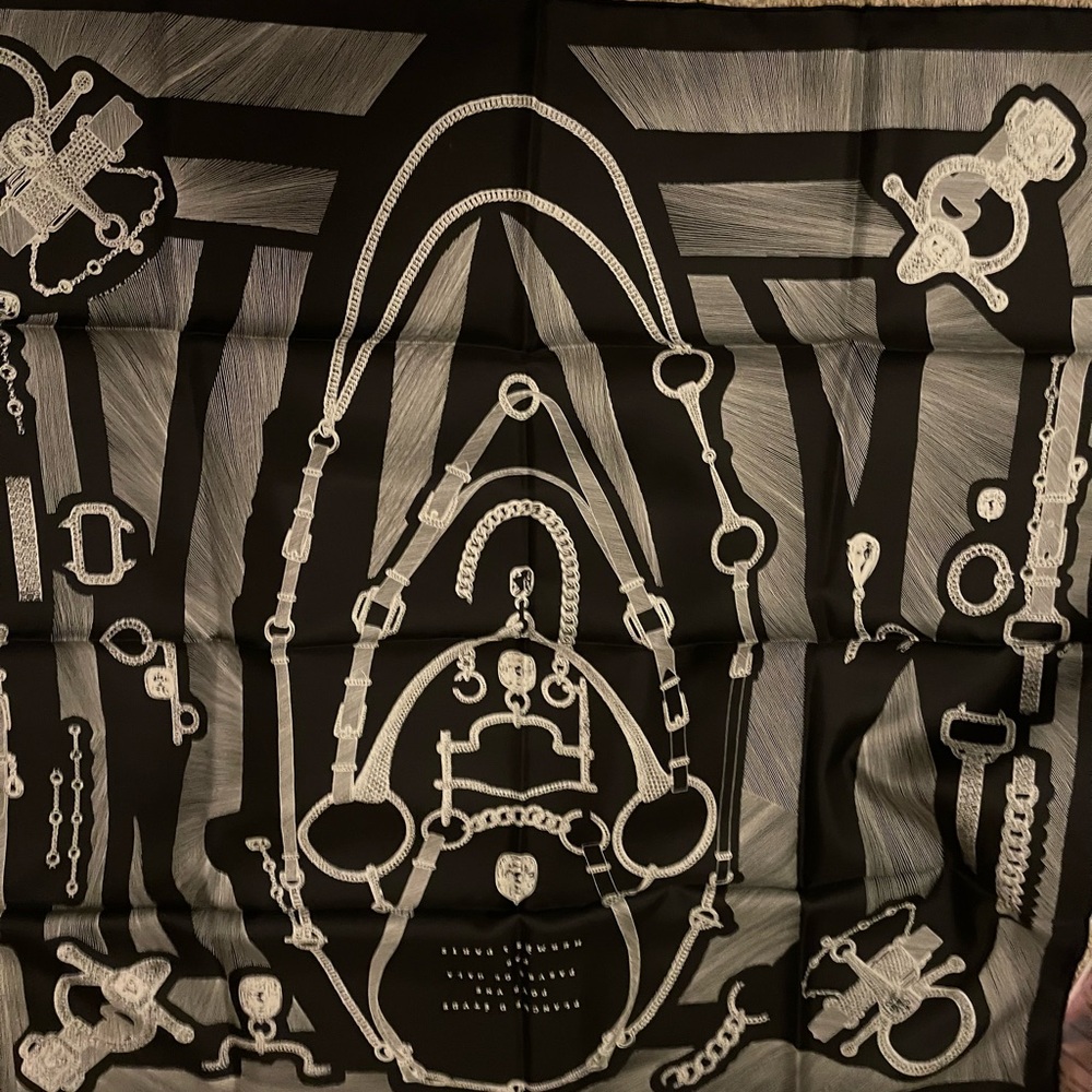 Brand new Hermès silk scarf